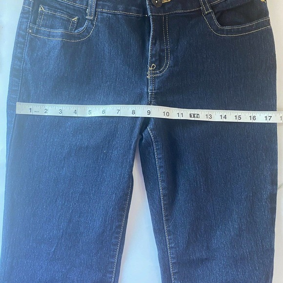 Grane Boot Jr blue jean Size 9 Short Dark Wash Embroidery - Picture 10 of 12